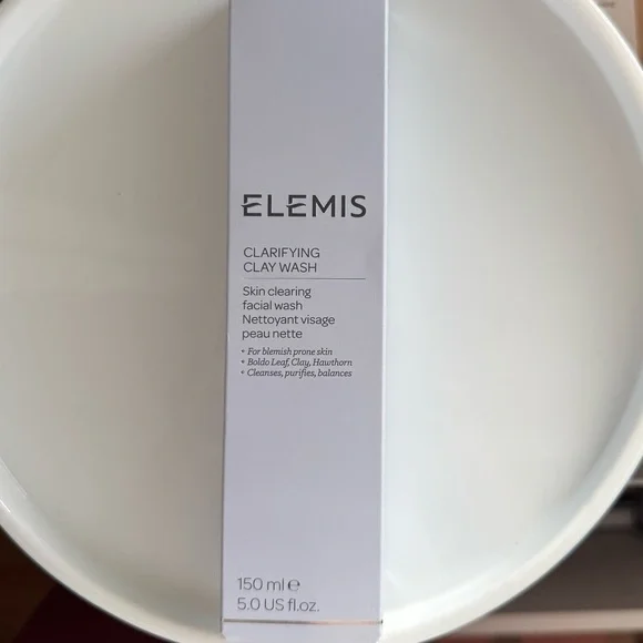 Elemis Clarifying Clay Wash 150mls - Picture 7 of 11
